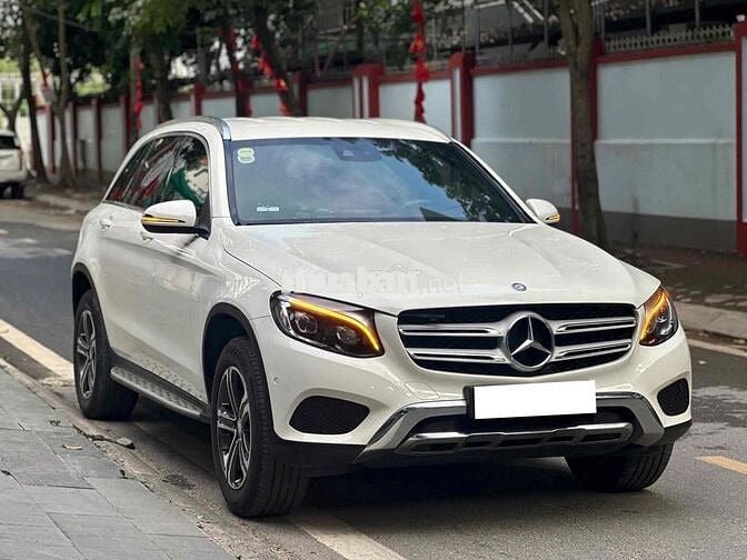 Mercedes Benz GLC250 4Matic sx 2016 màu trắng