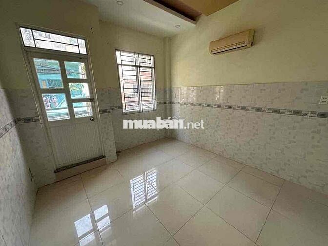 Nhà Mới Đẹp HXH Đường Tuệ Tĩnh , DT: 4x13m, 2lầu 4PN