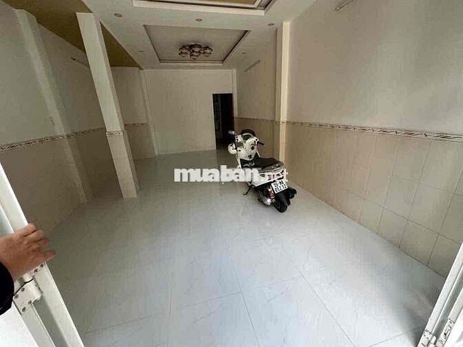 Nhà Mới Đẹp HXH Đường Tuệ Tĩnh , DT: 4x13m, 2lầu 4PN