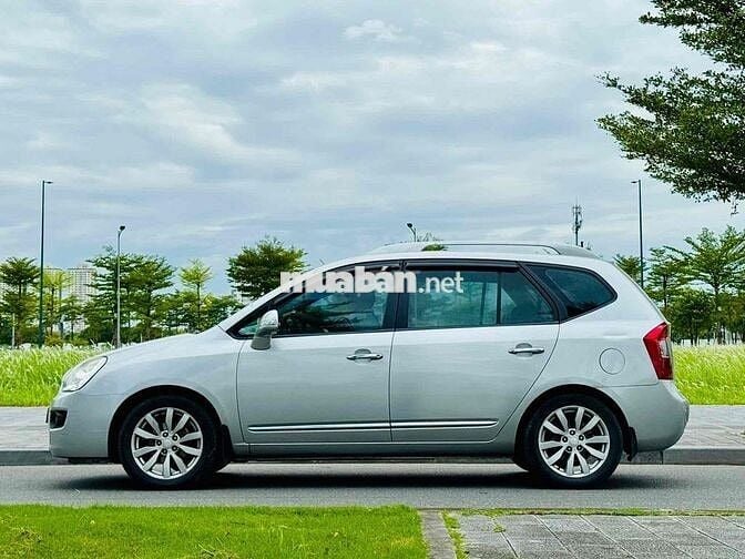 Kia Carens 2012 - 110000 km