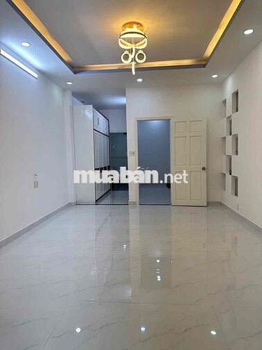 nhà 2 lầu nở hậu 5,5x 15 hẻm 6 m 1/ nguyễn thi đăng. TTH Q12