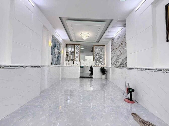 nhà 2 lầu nở hậu 5,5x 15 hẻm 6 m 1/ nguyễn thi đăng. TTH Q12