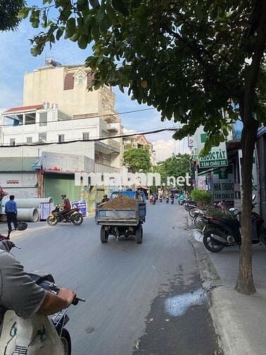 HIẾM!! 11 TỶ- MTKD Sầm Uất (Bàu Cát)– 4x14m ( 56,1m2)– Nhà cấp 4