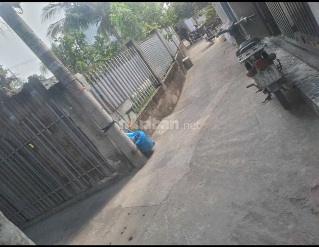 BÁN ĐẤT TÂN QUÝ TÂY BÌNH CHÁNH. 180mvuong,6x30, có 53,9 thổ