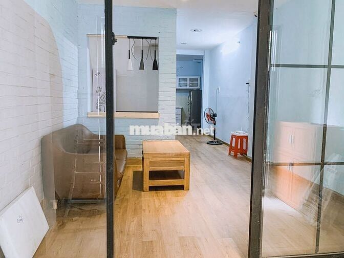 Bán nhà hẻm xe hơi CMT8, Tân Bình. 2tầng đẹp, giá chỉ 6,2 tỷ