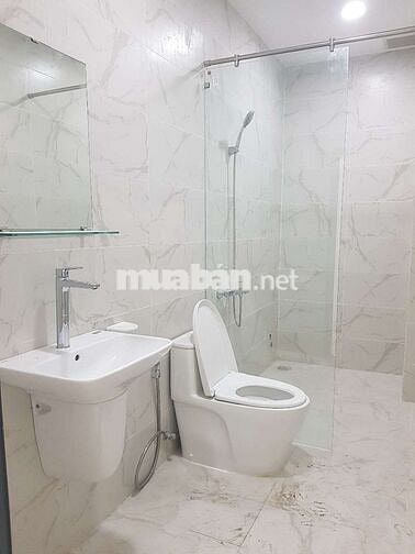 Nhà mới khu VIP Dương Thị Giang dt 5×20 có 4pn,5wc, sân thượng