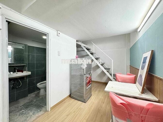 🌷CHO THUÊ PHÒNG GÁC FULL NỘI THẤT, KHÔNG ĐỤNG ĐẦU NGAY CHỢ BÀN CỜ Q3