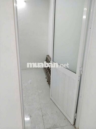 CHO THUÊ NHÀ NGUYÊN CÂN . CẤP. 4. TRUNG TÂM. Q.6