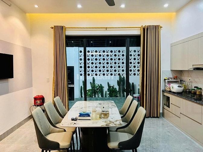 Chính chủ bán nhà MT Trần Đại Nghĩa 9x11m 1 lầu giá 700 triệu, SHR