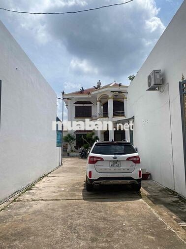 biệt thự 3 mặt tiền quốc lộ 1A dt 3214m2  xã mới Xuân Hoà