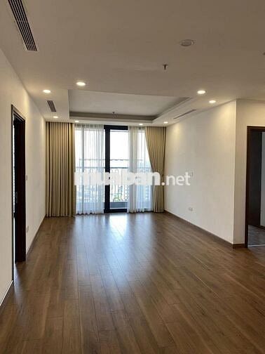 Bán căn hộ Harmona - 100m2, 3PN, 2WC, 5.6 tỷ - chính chủ, kèm nội thất