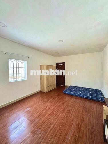 Phòng trọ 35m2 gần sân bay đường Cộng Hoà, Tân Bình
