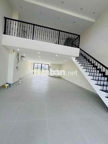 Cho Thuê Nhà Trệt Lững 2 Lầu KDC Nam Long