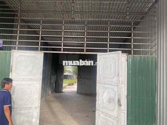 Cần bán đất ở ngã tư quốc lộ 1A giáp đường phan đăng lưu