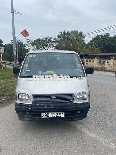 Toyota Hiace 2004 Van 3 chỗ - 30000 km