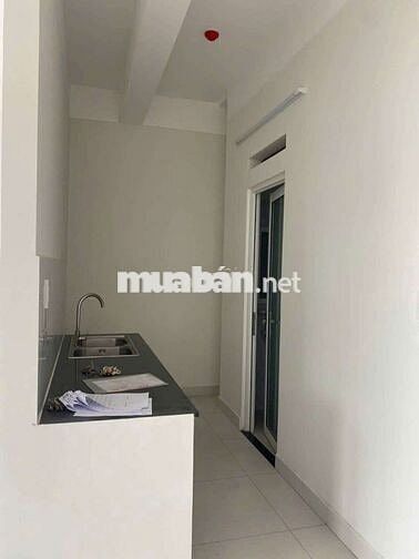 CHO THUÊ CĂN HỘ thương mại tầng trệt chung cư NL 2 -
gốc 2 mặt tiền