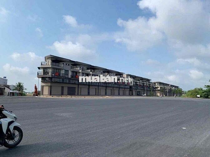 Cho Thuê Nhà Trệt Lững 2 Lầu KDC Nam Long