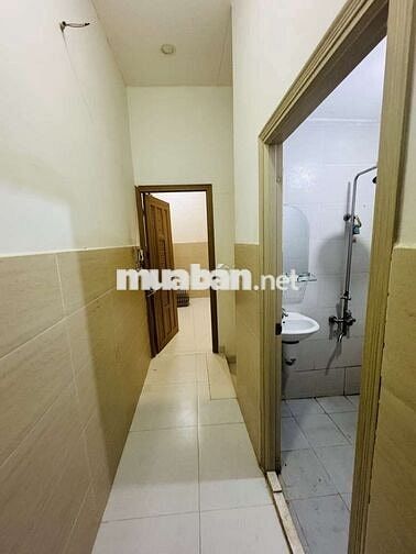 Bán nhà 2 tầng- 4×10 - hẻm 5m - ngay An Dương Vương - võ văn kiệt