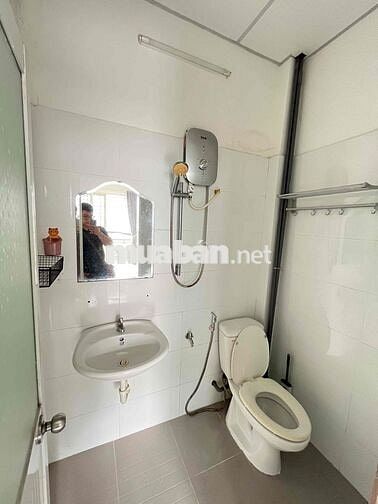 CHO THUÊ NHÀ 1 TRỆT 2 LẦU - 2PN 2WC 1PK - GẦN PHAN VĂN TRỊ - HẺM Ô TÔ