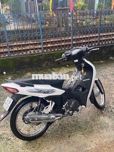 cần bán nhanh do có nhu cầu đổi xe