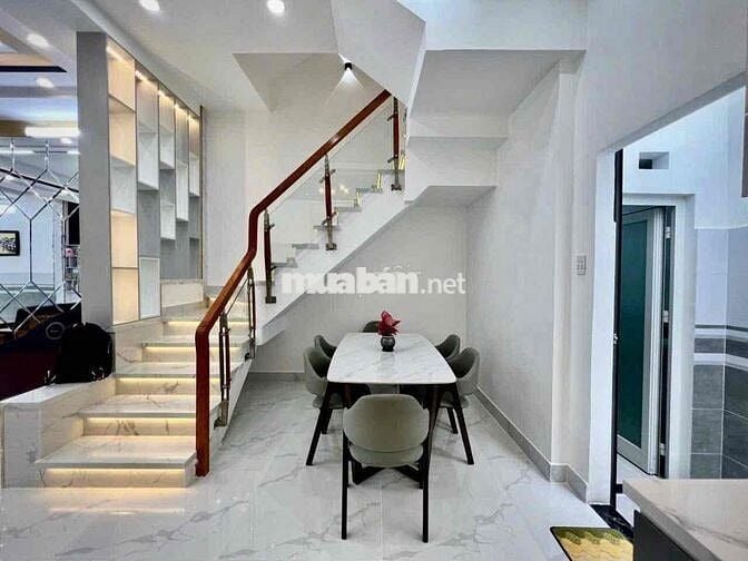 CẦN BÁN GẤP NHÀ PHỐ MẶT TIỀN GẦN ĐH THỦ DẦU MỘT, KHU DU LỊCH ĐẠI NAM