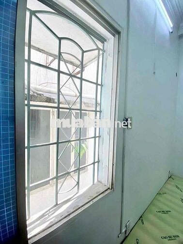 Studio cửa sổ trời - Ngay Cộng Hoà gần Hoàng Hoa Thám