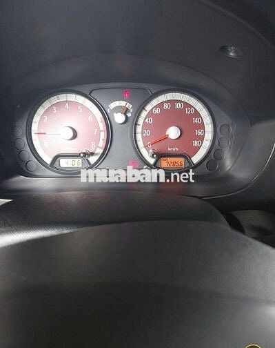 Kia Morning 2011 số tự động màu vàng