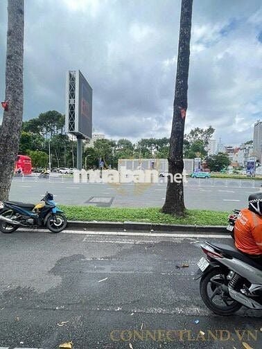 MẶT TIỀN TRẦN HƯNG ĐẠO, Q1-NGAY GA METRO,CHỢ BẾN THÀNH, CÔNG VIÊN 23/9