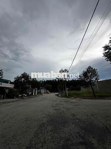 Chính chủ cần bán gấp lô góc 425m2 tại Mỹ Phước 1 giá đầu tư