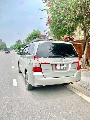 Bán Innova 2016 hồ sơ cầm tay máy số keo chỉ zin