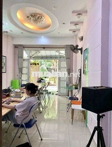 Nhà 1 Trệt 3 Lầu 4PN 4x19m Mặt Tiền Đường Số Phường Tân Phong