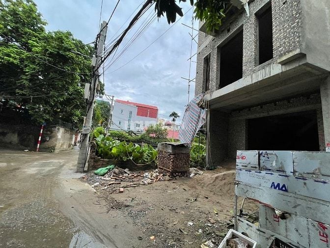 Cần bán nhiều bất động sản ở ngõ 195, phường Phúc Lợi , Long Biên,HN