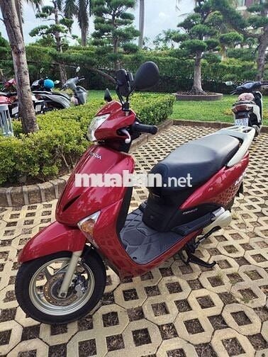 Скутер Honda leed 2009 в отличном состоянии