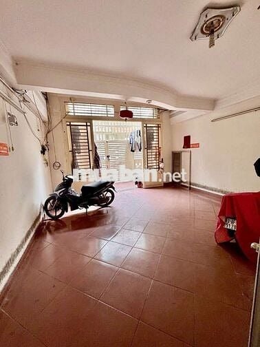 CHDV Mặt tiền gần Đinh Bộ Lĩnh 5x 16 CN 80m2 4 tầng có PCCC 190 tr/m2