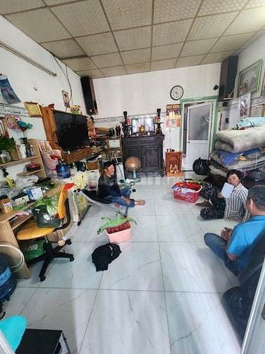 Chỉ 2,8 Tỷ, Ngay UBND Xã Phước Kiển, DT 4,1x11