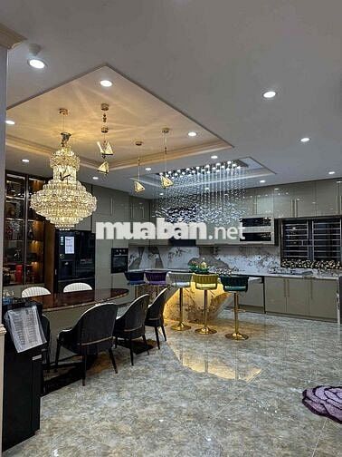 Biệt thự Hoà Xuân cần bán full nội thất đường 7,5m