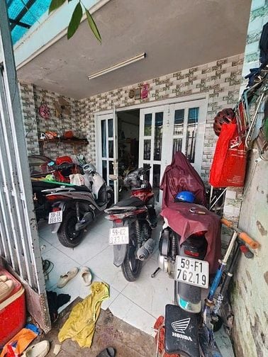 Chỉ 2,8 Tỷ, Ngay UBND Xã Phước Kiển, DT 4,1x11