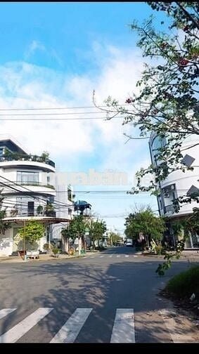 Bán lô đất sạch đẹp, đường 7.5m Sau lưng Bến Xe Trung Tâm Đà Nẵng