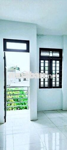 cho thuê nhà 3 tầng mới p.Linh Xuân, hẻm xe hơi rộng, gần Quốc Lộ 1K