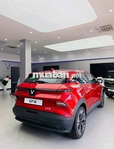 VinFast VF6 2025 hỗ trợ ưu đãi + trả trước từ 66tr
