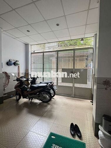 Hẻm xe hơi 8m 152/2 Trần Huy Liệu 4.1 x 17 hướng Bắc 3 tầng 3PN 3WC