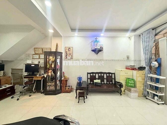 Bán nhà Phan Văn Trị 90m2 ngang 5x18m, đường oto chỉ 100tr/m2