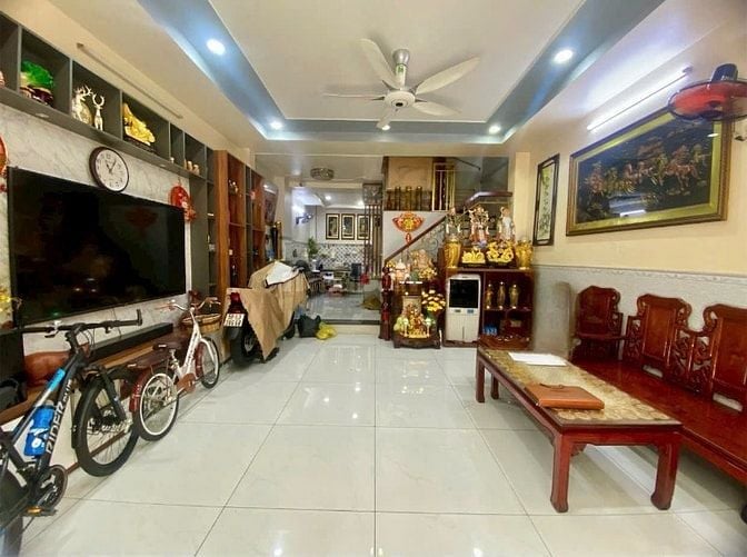 Bán nhà MT trần Văn danh p13, ngày cửa ngõ nhà ga t3 dt 4x24m 2 lầu st