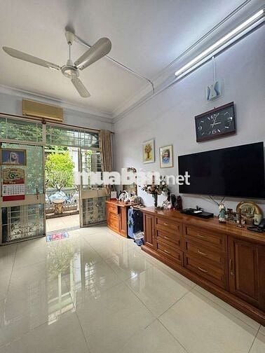 Hẻm xe hơi 8m 152/2 Trần Huy Liệu 4.1 x 17 hướng Bắc 3 tầng 3PN 3WC