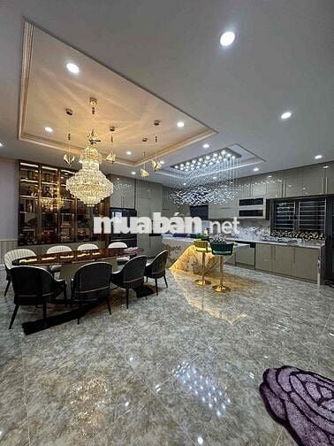 Biệt thự Hoà Xuân cần bán full nội thất đường 7,5m