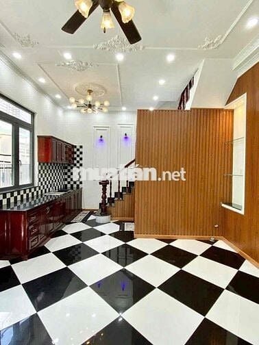 CHO THUÊ NHÀ SAU LƯNG WINCOM HÙNG VƯƠNG