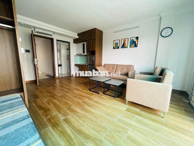 Bán nhà Phố Lạc Long Quân, 8 tầng thang máy, 130m2 Oto dừng đỗ,51.5 tỷ