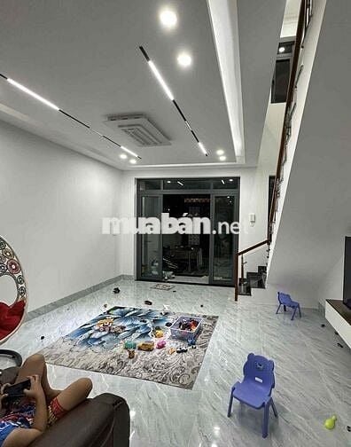 Nhà Mới Cần Bán Nhanh Cho Anh Chị Dọn Vào Ở Ngay