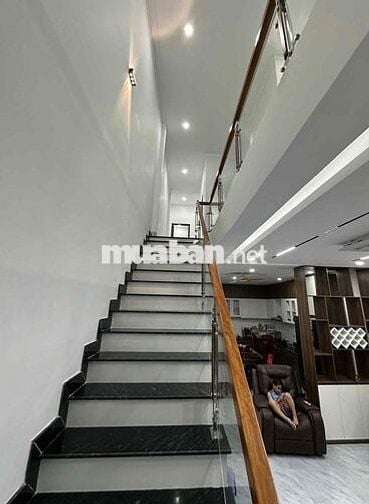 Nhà Mới Cần Bán Nhanh Cho Anh Chị Dọn Vào Ở Ngay