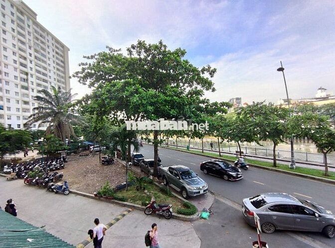 Bán căn hộ Miếu Nổi 54m2 2PN 1WC full nội thất view landmark giá 3tỷ3